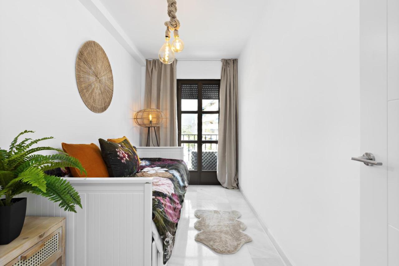 Two Bedroom Apartment In Puerto Banus With Terrace Marbella Luaran gambar
